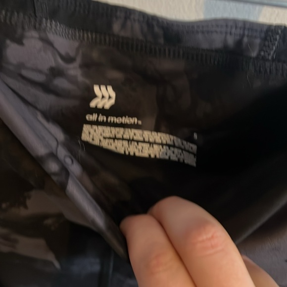 All In Motion Biker Shorts with pockets - Picture 5 of 5